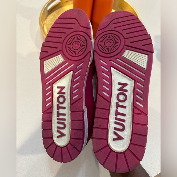 Men’s Louis Vuitton fuchsia trainers size 12. Gently used sneakers. - Picture 9 of 11